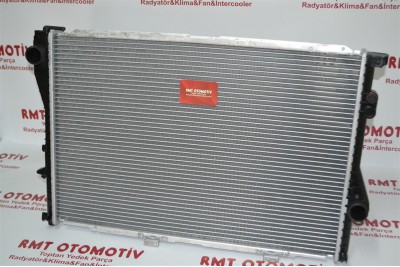 BMW E38, E39 M62 535i-, 540i A MOTOR SU RADYATÖRÜ  OTOMATİK 650*43 1702969