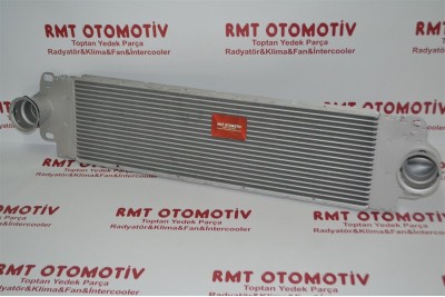 VOLKSWAGEN T5 INTERCOOLER RADYATÖRÜ 7H0145804A/B